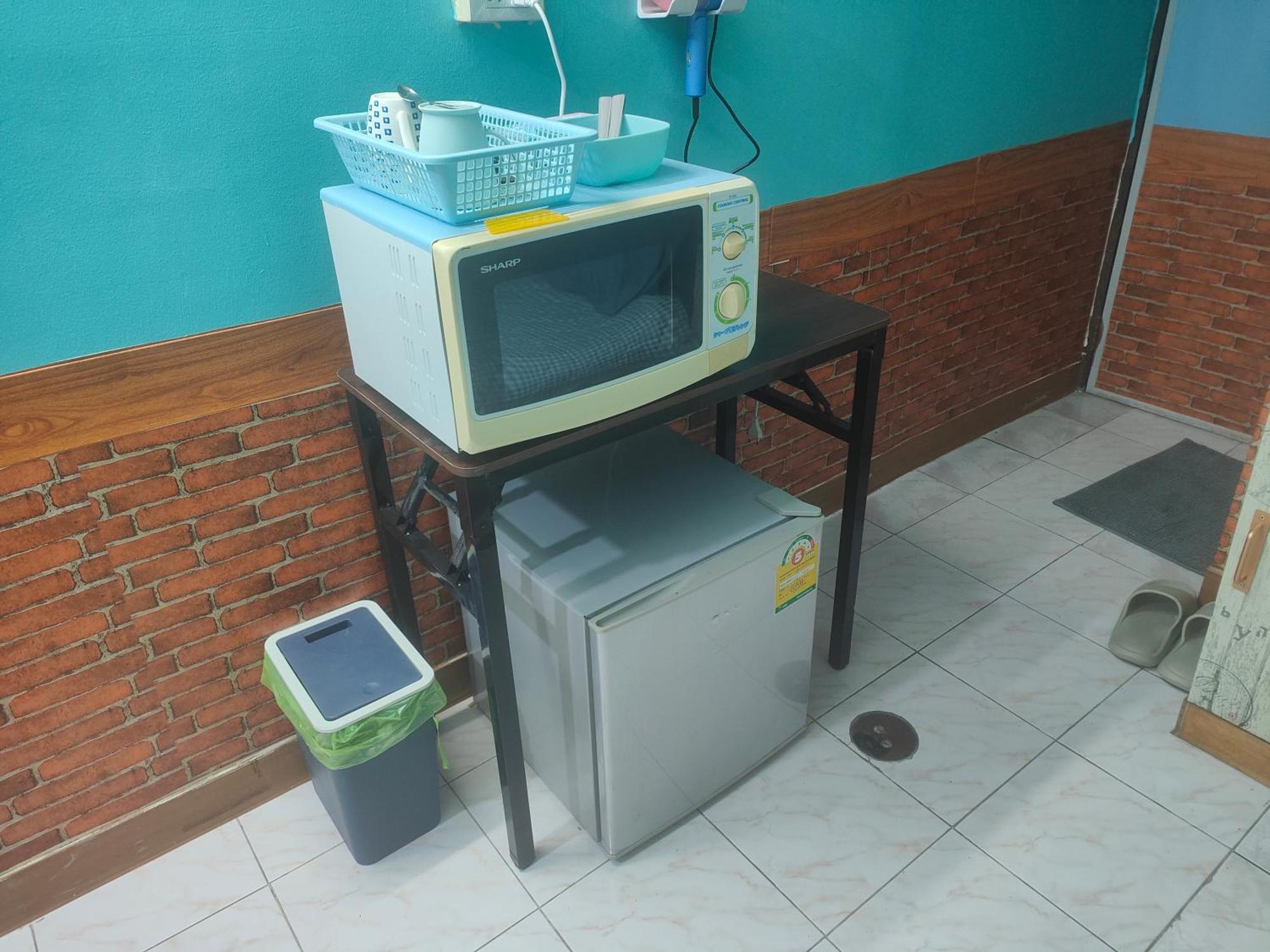 J Place 102 With Free Wi-fi * Bangkok